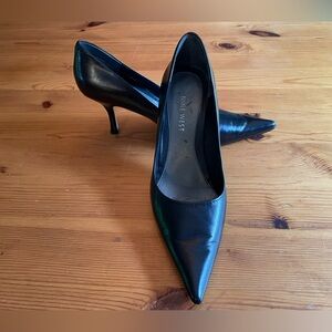Nine West Pointy Toe Heel/Pump